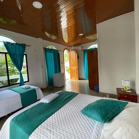 Hostal Muro De Las Lagrimas With High Speed Internet Starlink プエルト・ビジャミル エクステリア 写真