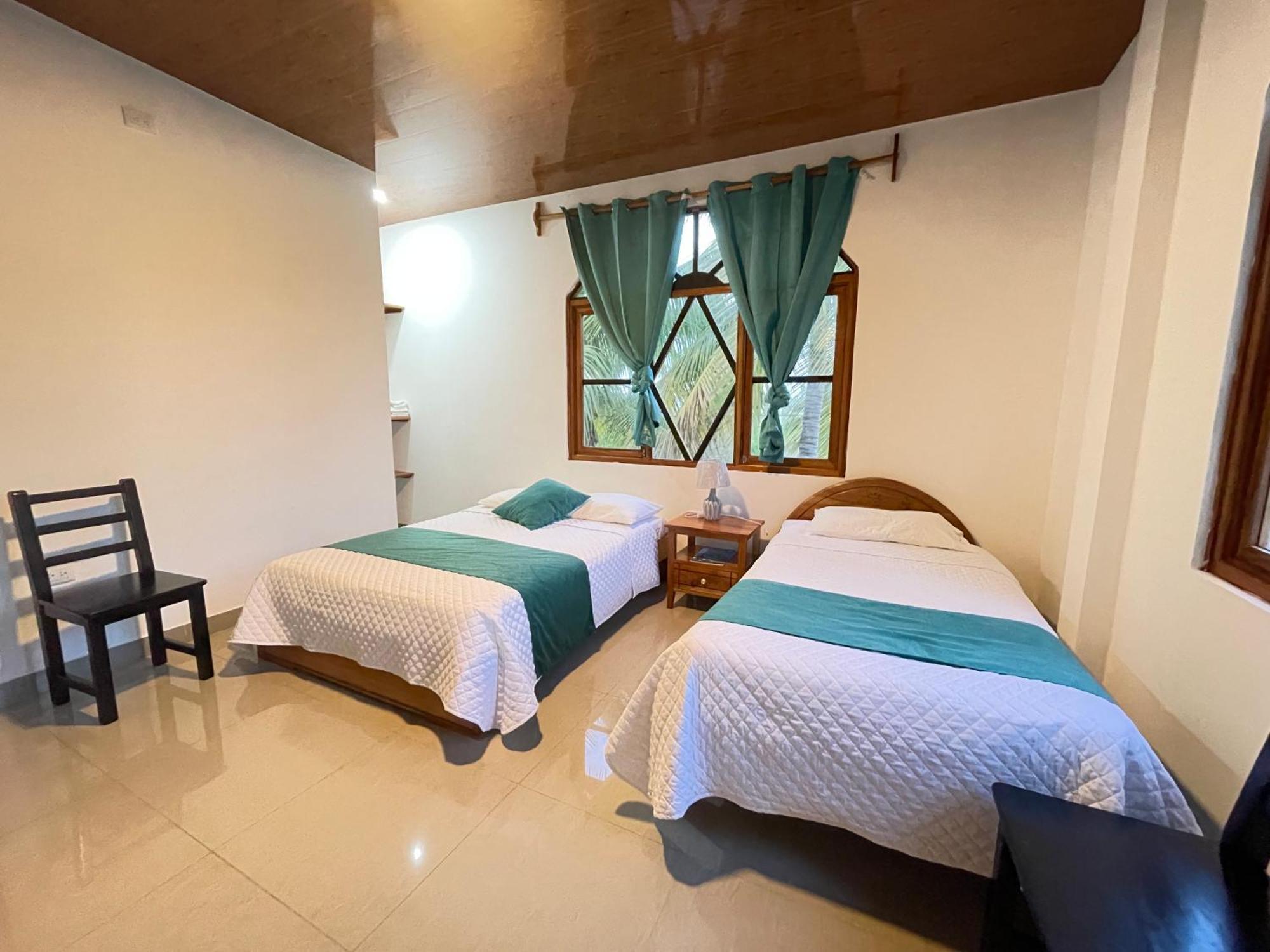 Hostal Muro De Las Lagrimas With High Speed Internet Starlink プエルト・ビジャミル エクステリア 写真