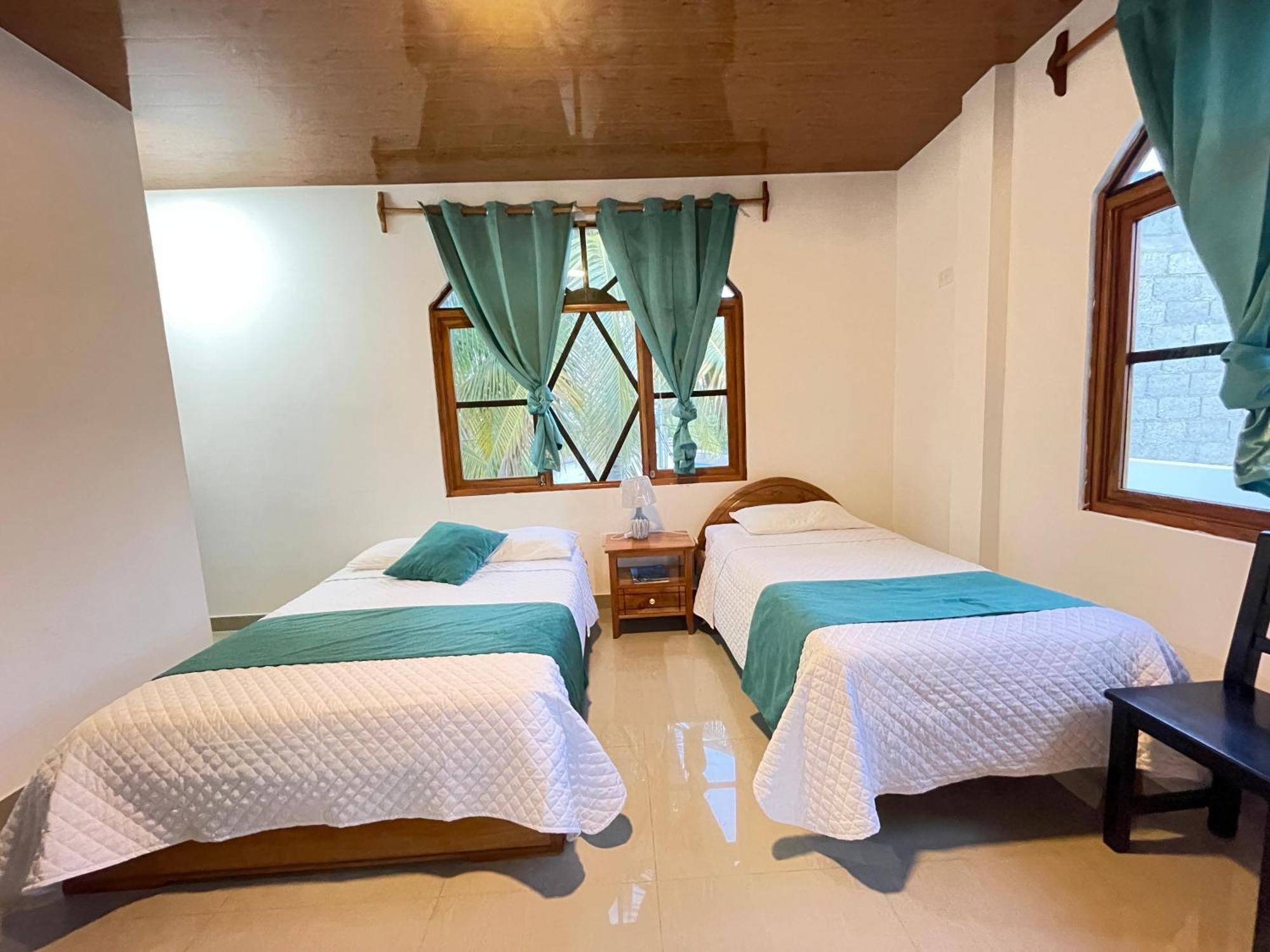 Hostal Muro De Las Lagrimas With High Speed Internet Starlink プエルト・ビジャミル エクステリア 写真