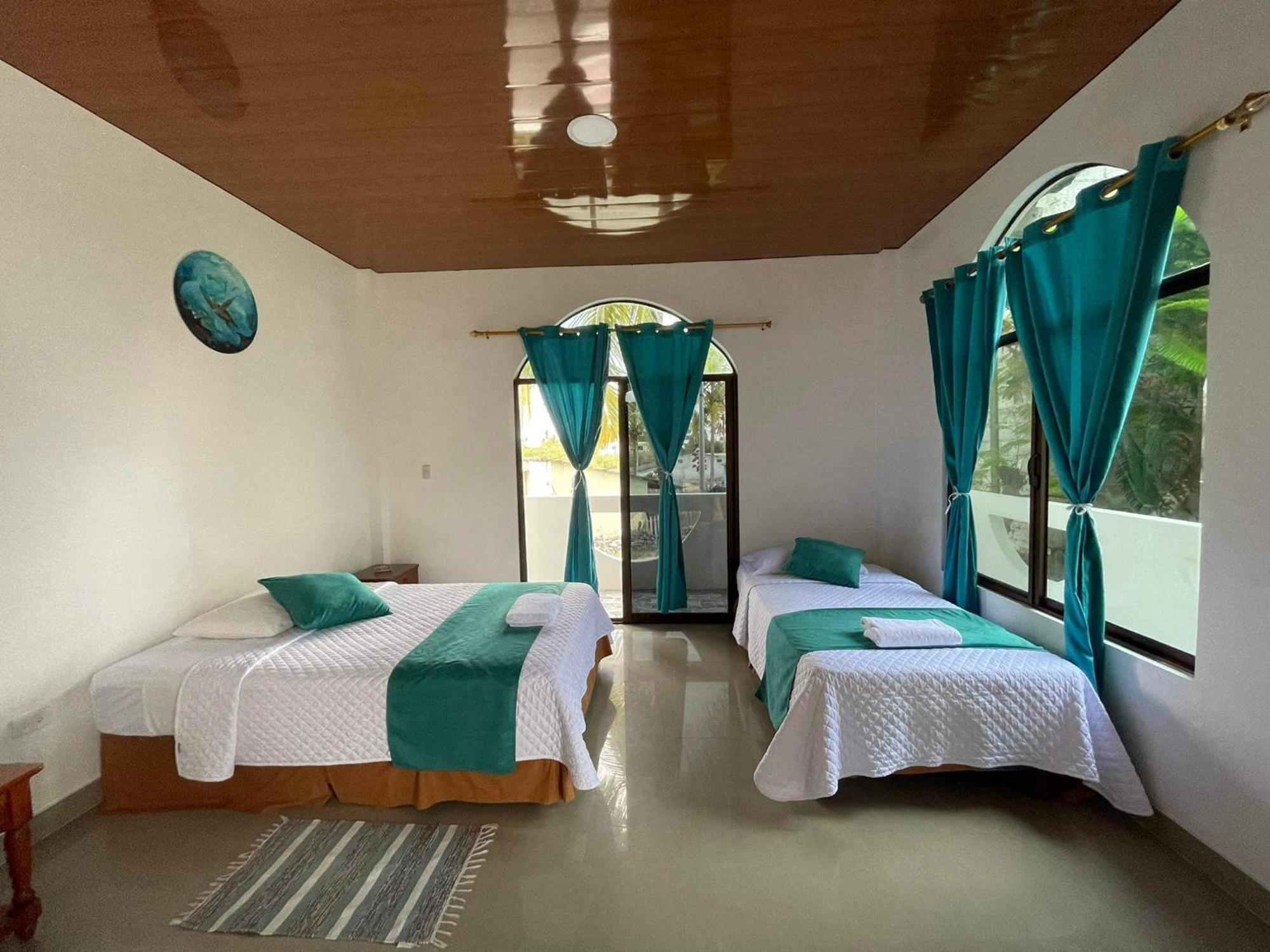 Hostal Muro De Las Lagrimas With High Speed Internet Starlink プエルト・ビジャミル エクステリア 写真