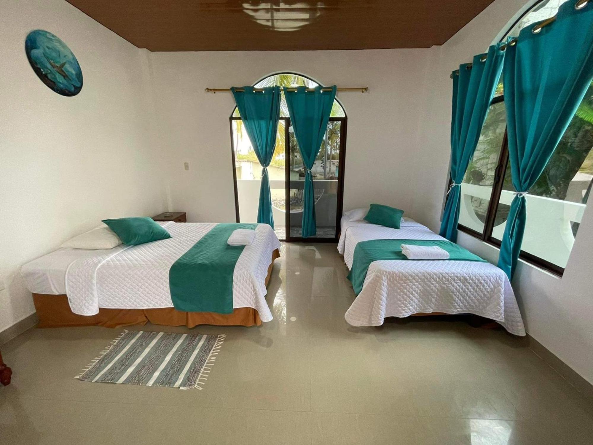 Hostal Muro De Las Lagrimas With High Speed Internet Starlink プエルト・ビジャミル エクステリア 写真
