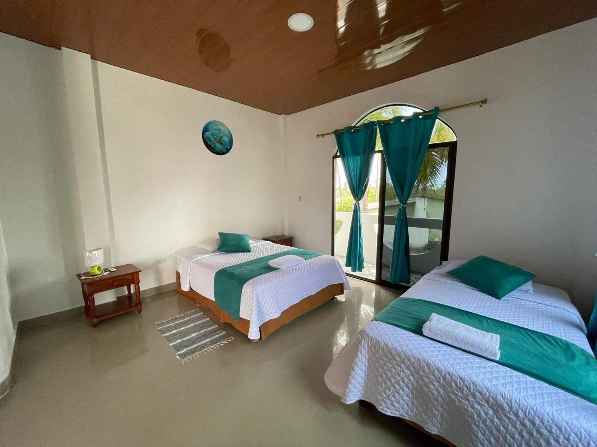 Hostal Muro De Las Lagrimas With High Speed Internet Starlink プエルト・ビジャミル エクステリア 写真